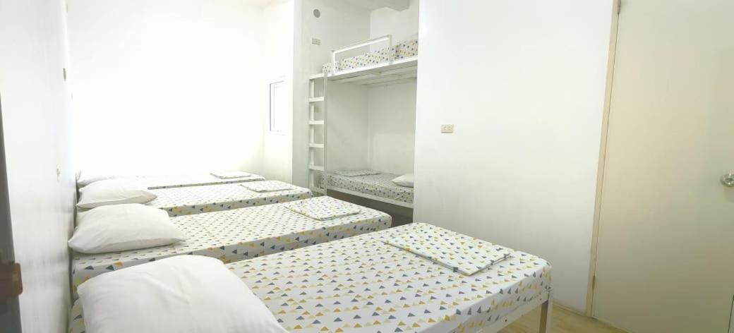 Pasay Centrale Hotel Eksteriør billede